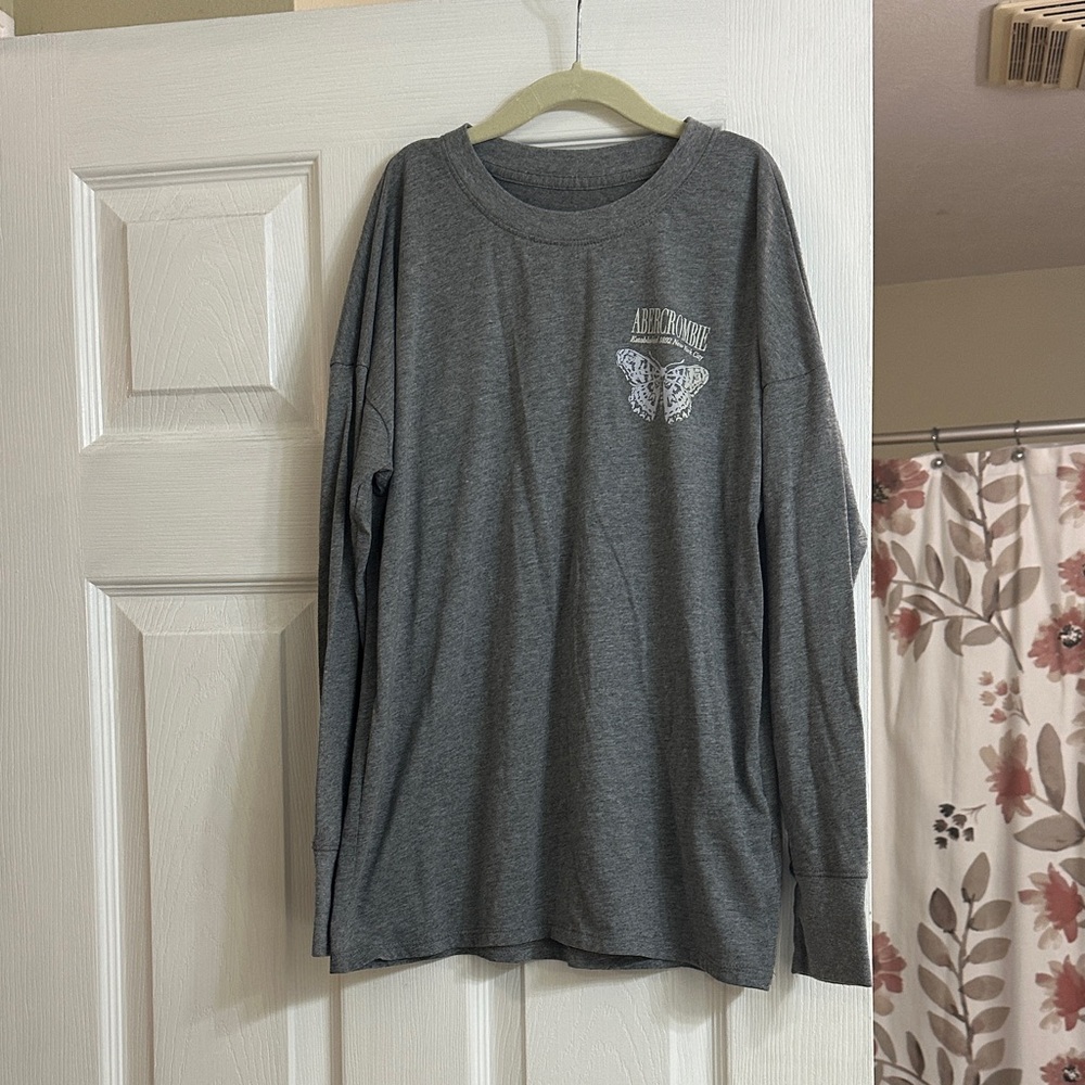 Abercrombie & Fitch Charcoal Long Sleeve Tee